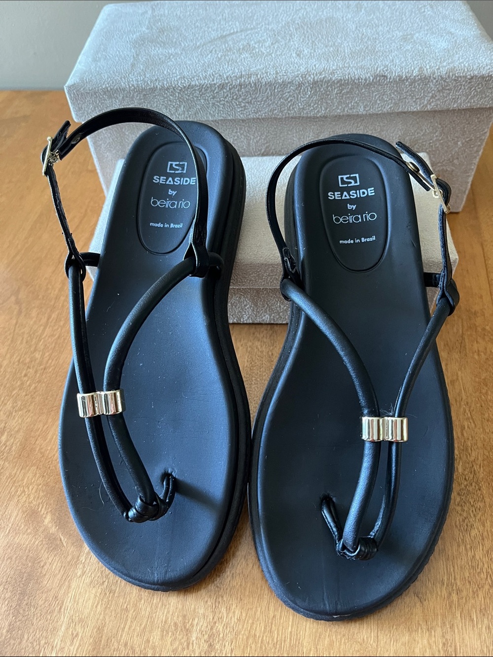 Seaside By Beira Rio Leather Strap Women’s Sandal with Gold Trim & Buckle